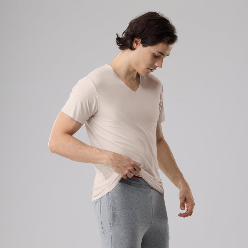 Freeform Bonded Seamless TENCEL™ Modal V-Neck Tee