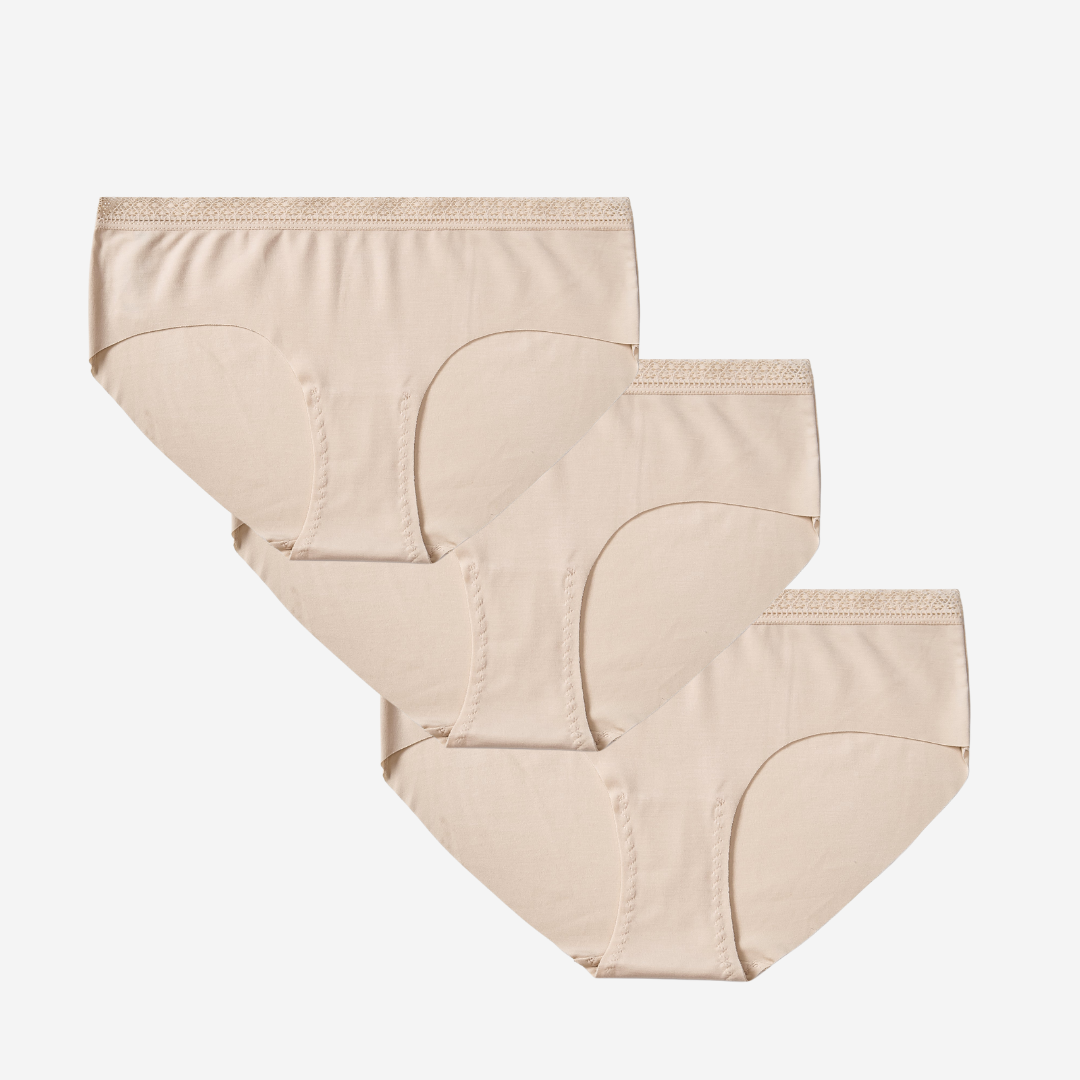 3 Pack Freeform TENCEL™ Modal Seamless Panty with soft lace, offering all-day invisible comfort.