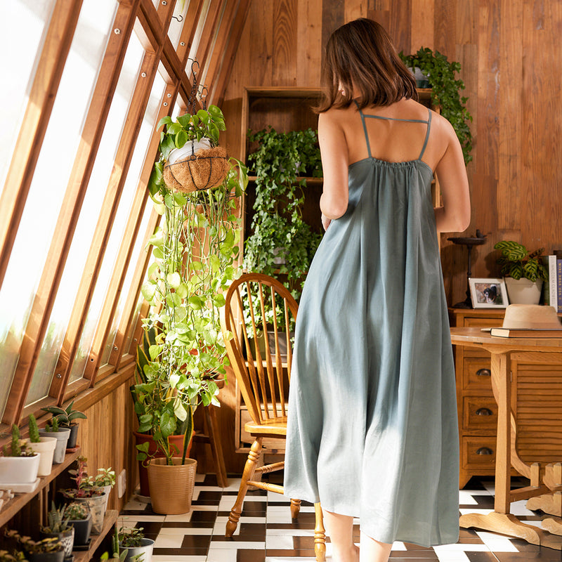 Flow TENCEL™ LUXE 緞光連身裙(日本製)