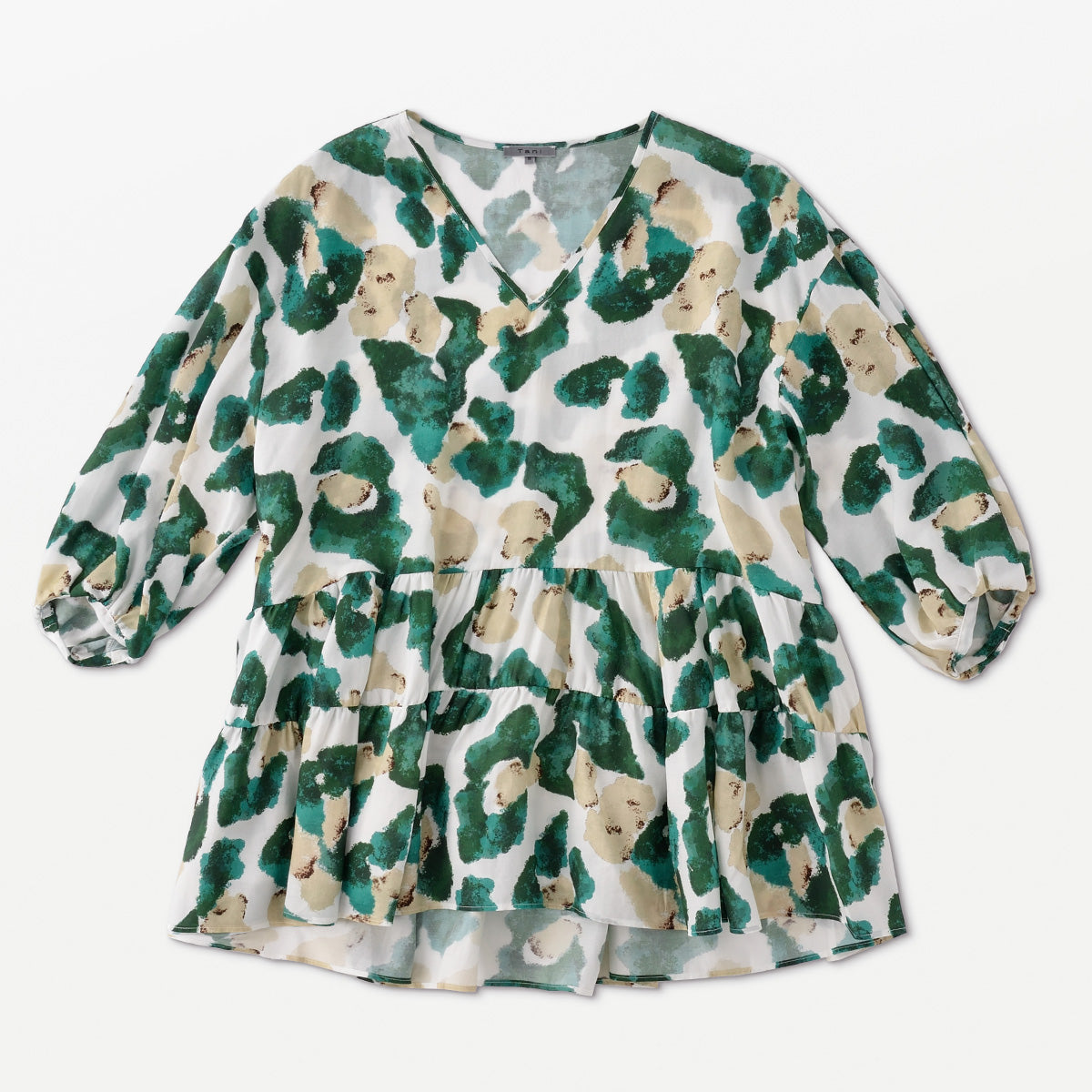 Flow TENCEL™ LUXE blouse with puffed sleeves, vibrant print, and eco-friendly fabric.