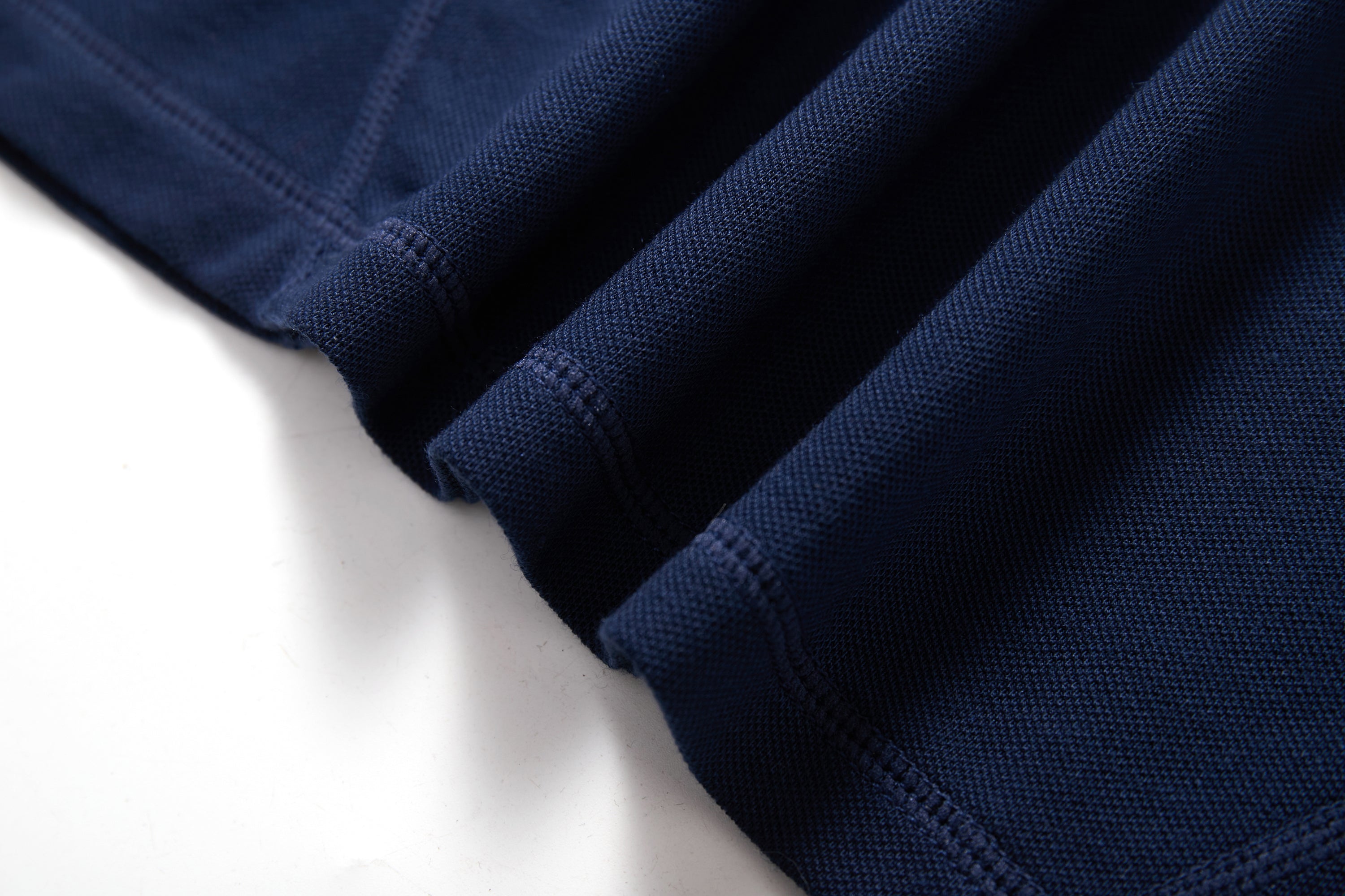 Active TENCEL™ Lyocell Tank in breathable 3D pique knit for comfort and performance.