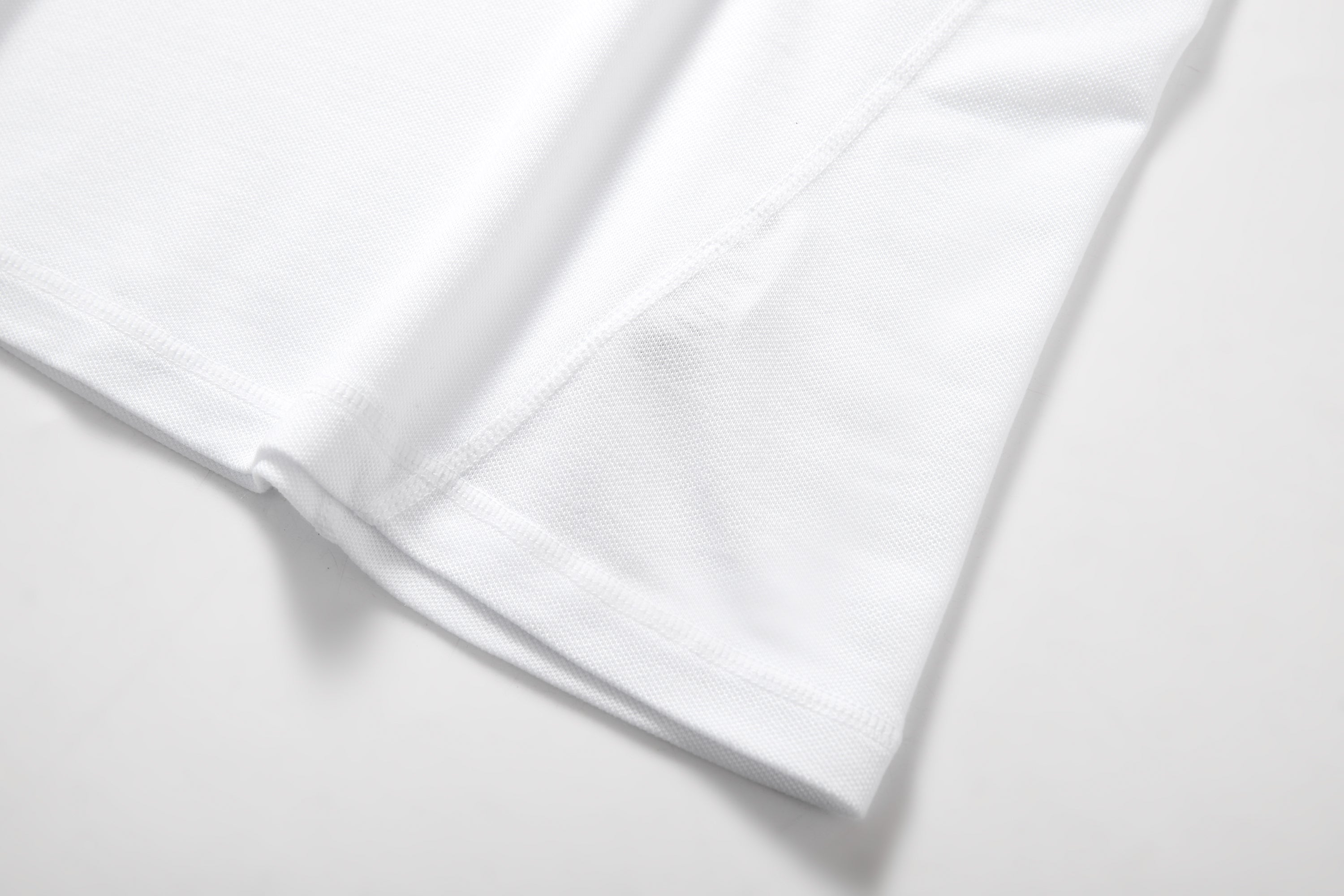 Active TENCEL™ Lyocell tank top, breathable, moisture-wicking, and eco-friendly design.