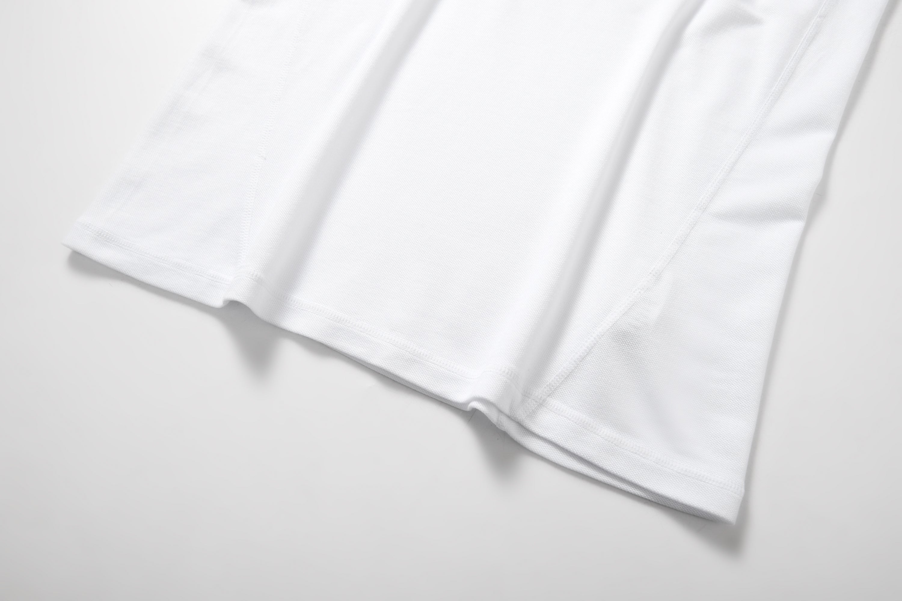 Active TENCEL™ Lyocell Tank in breathable 3D pique knit, perfect for comfort and performance.