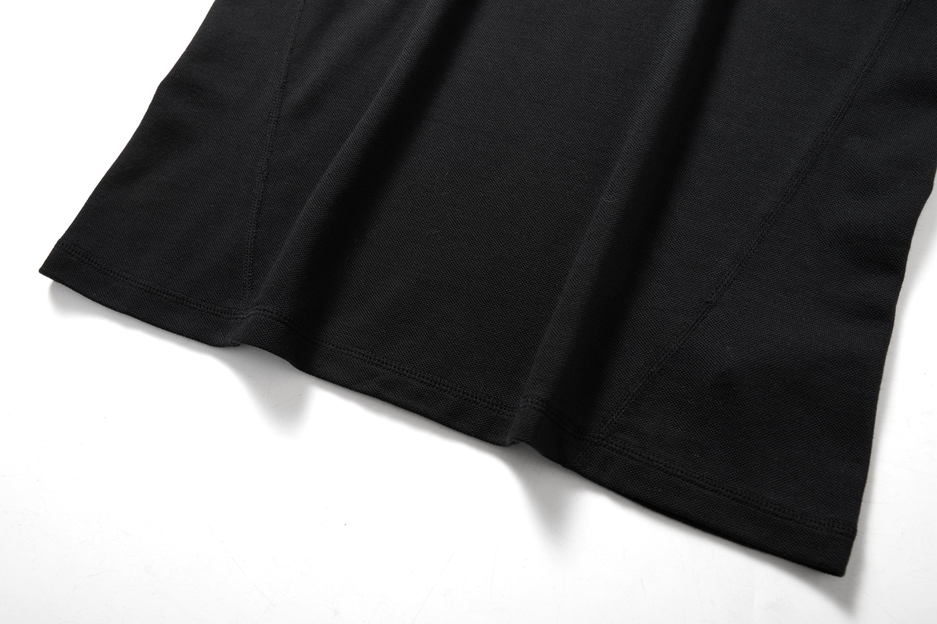 Active TENCEL™ Lyocell Tank in breathable 3D pique knit for comfort and performance.