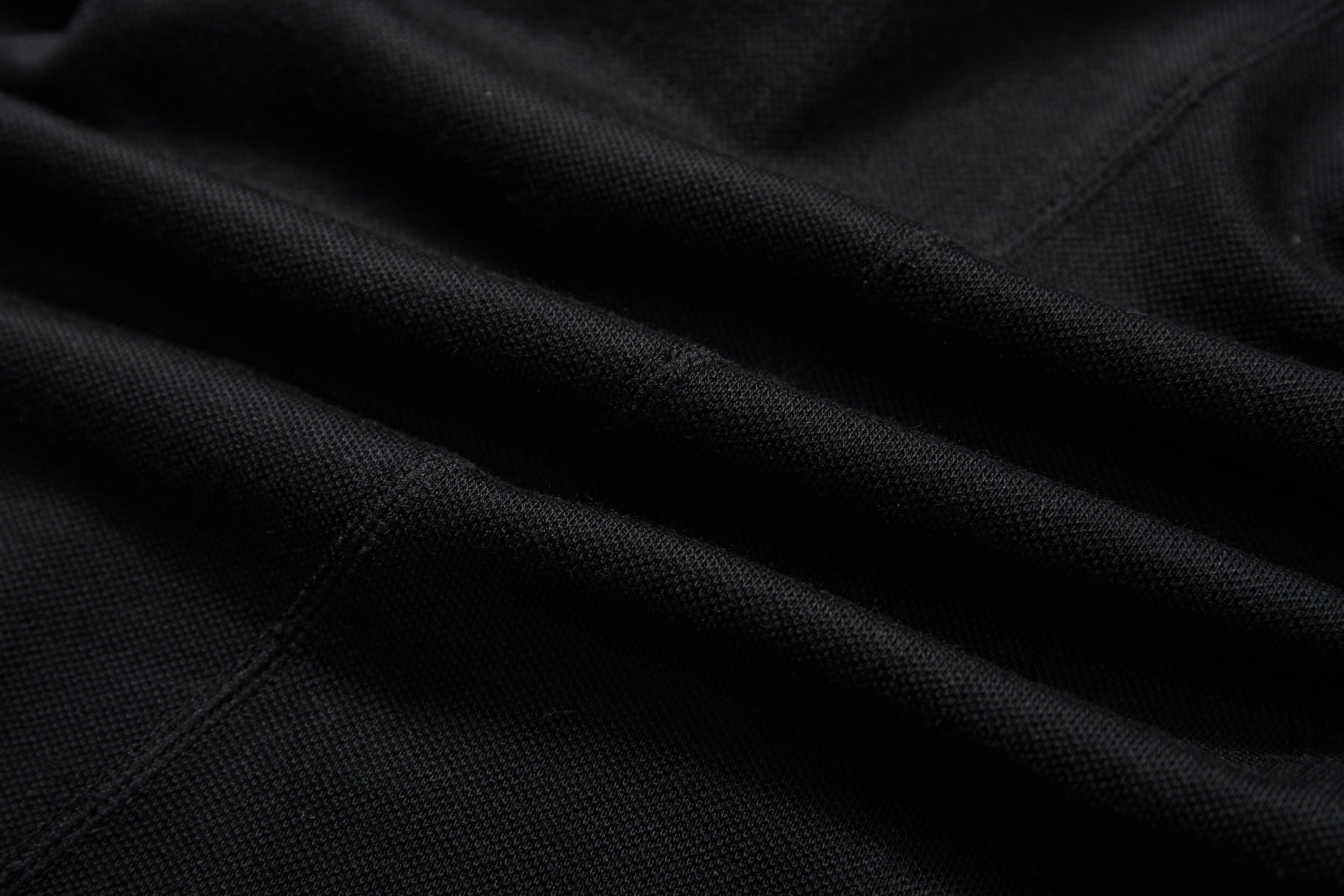 Active TENCEL™ Lyocell tank top with breathable 3D pique knit for comfort and moisture-wicking.