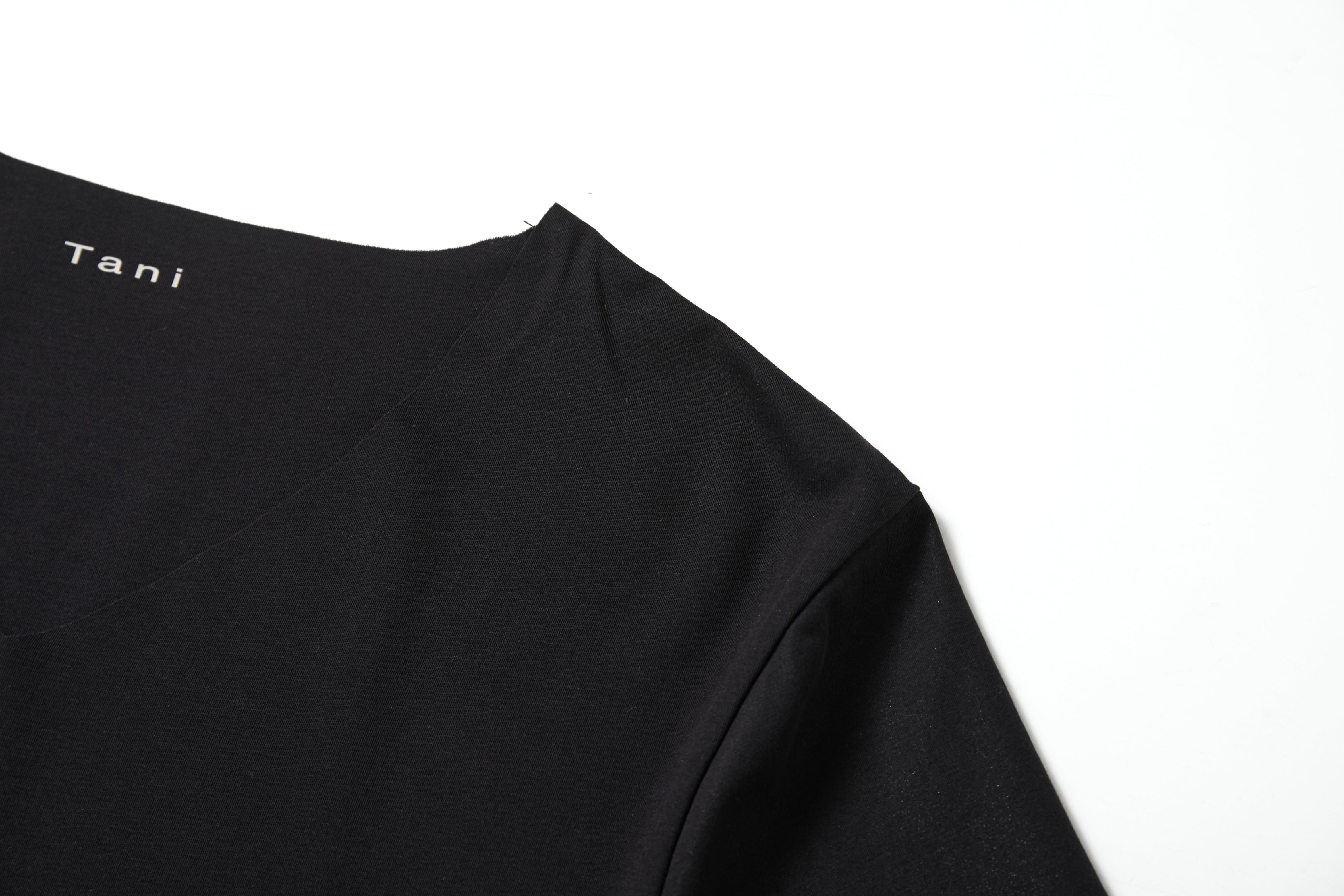 Freeform Seamless Cotton V-Neck Tee