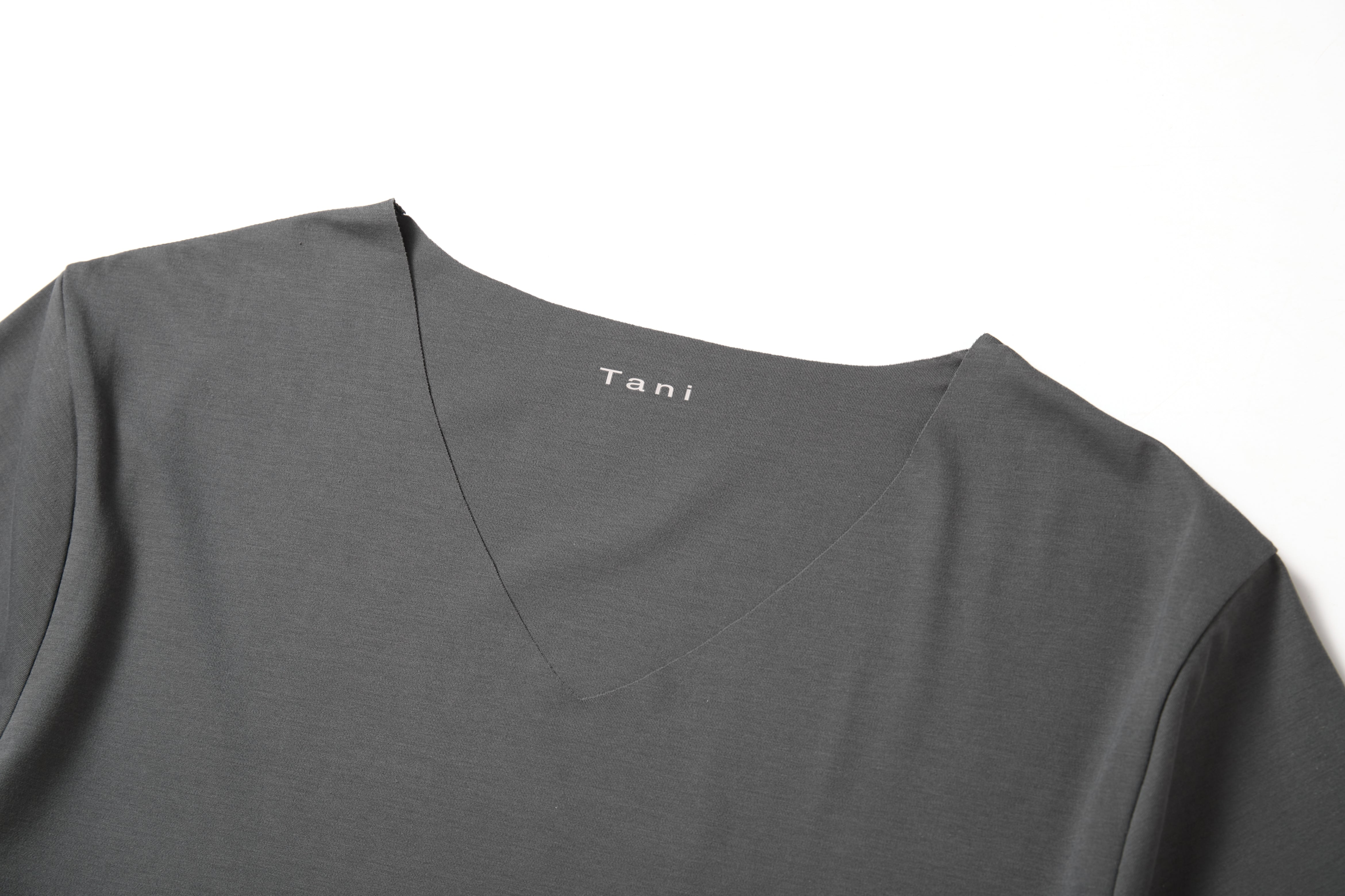 Freeform Seamless Cotton V-Neck Tee
