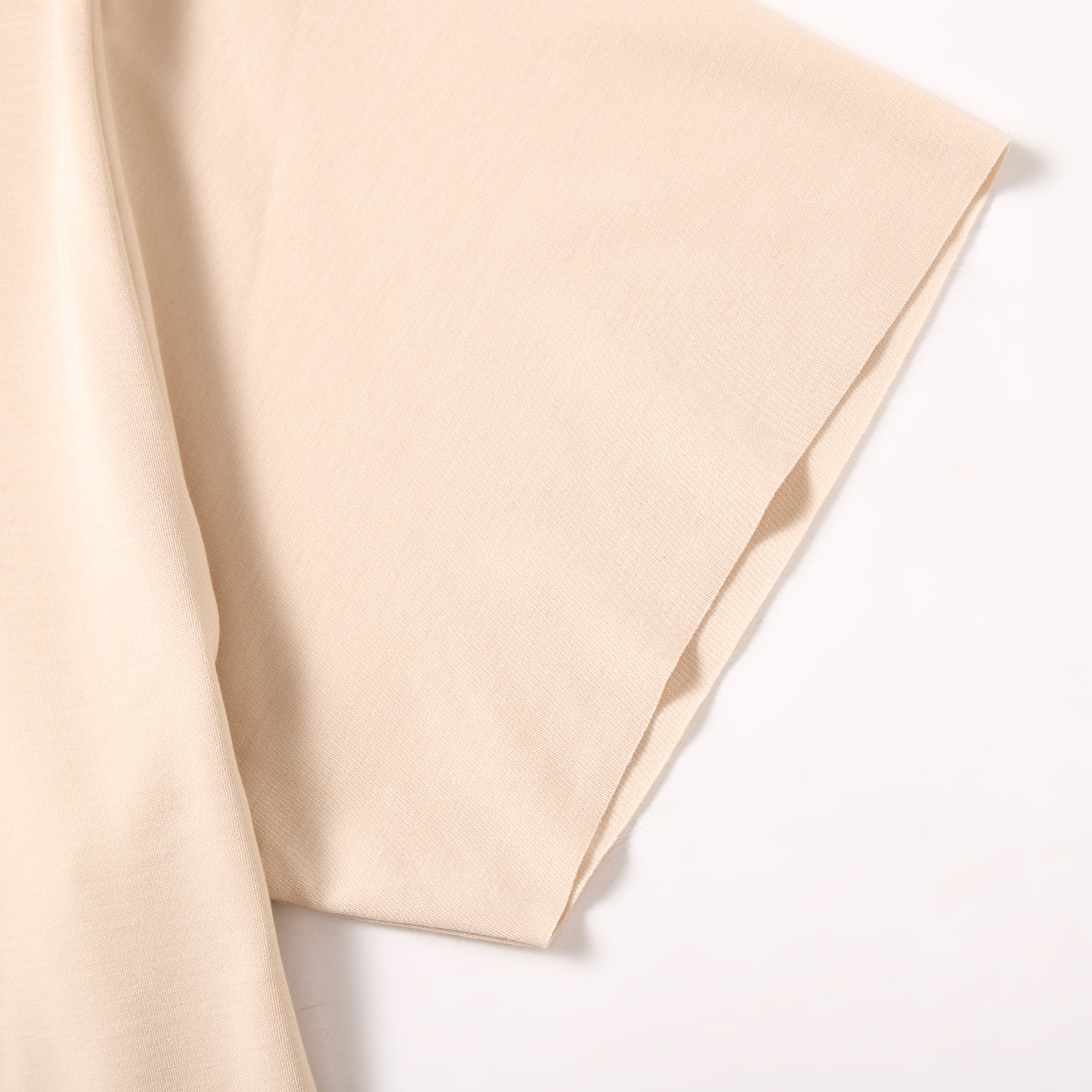 Freeform Bonded Seamless TENCEL™ Modal V-Neck Tee