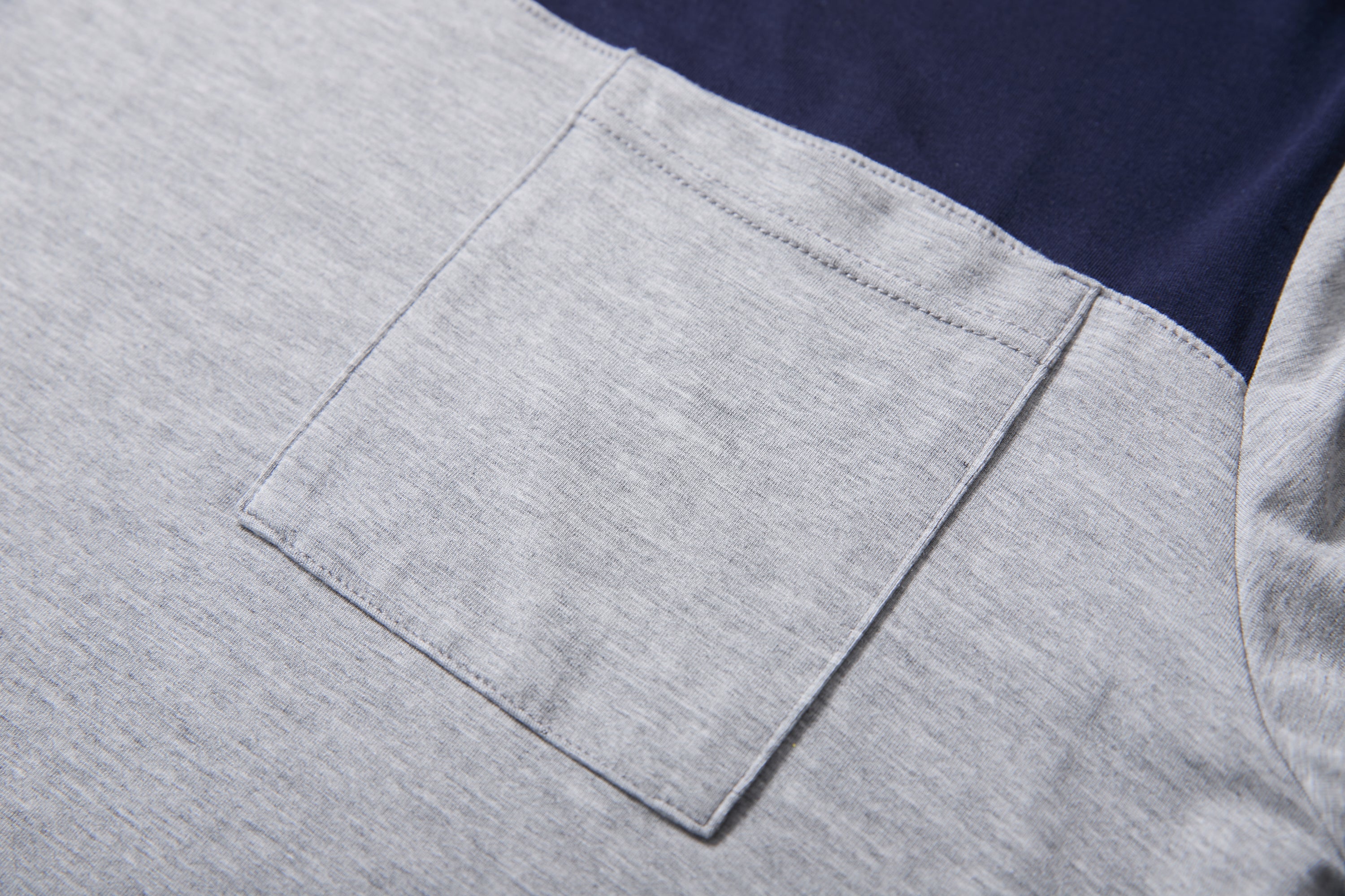 Silktouch TENCEL™圆领长袖上衣