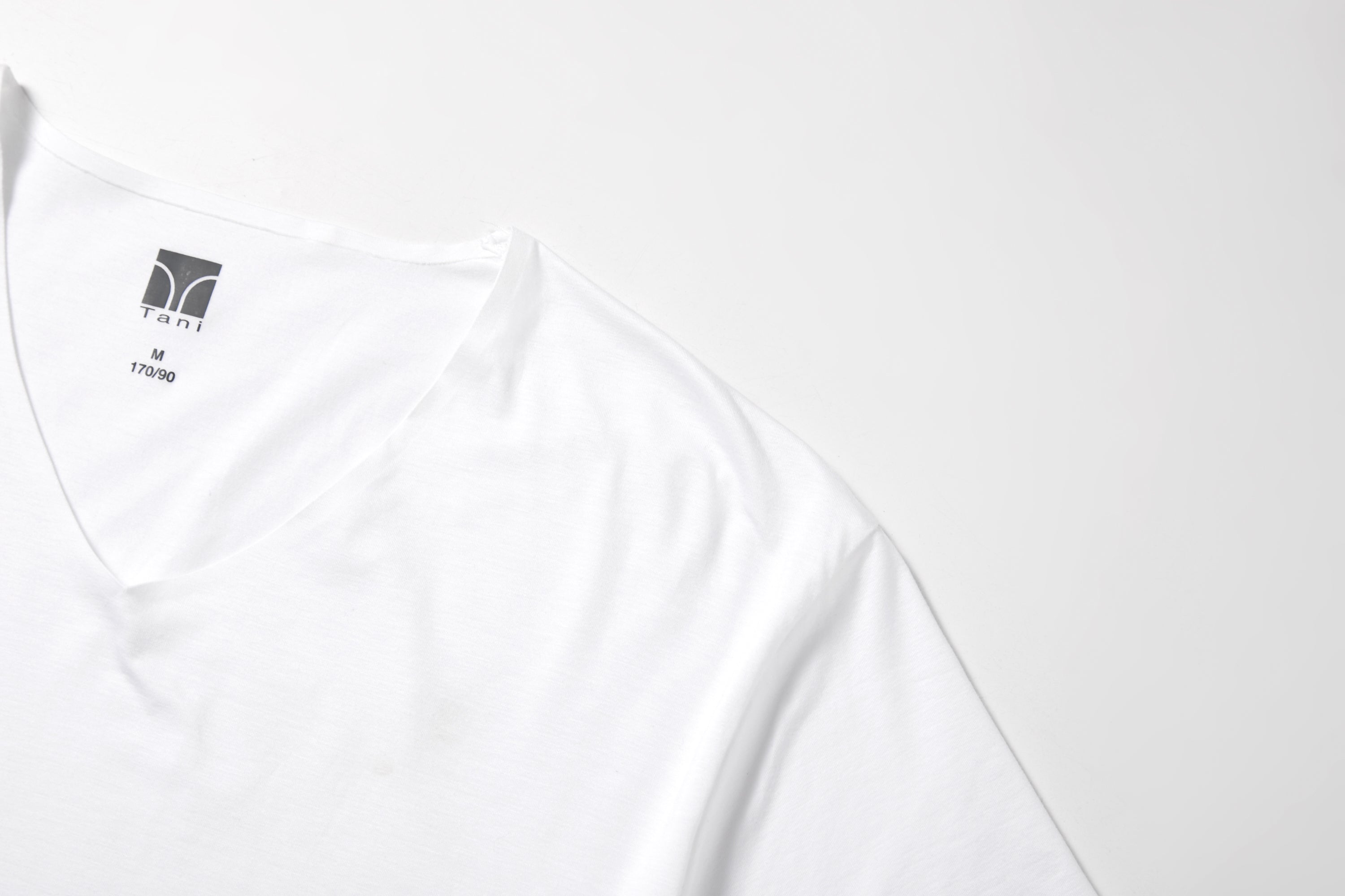 Swiss Cotton™ Seamless V Neck Short Sleeve Tee
