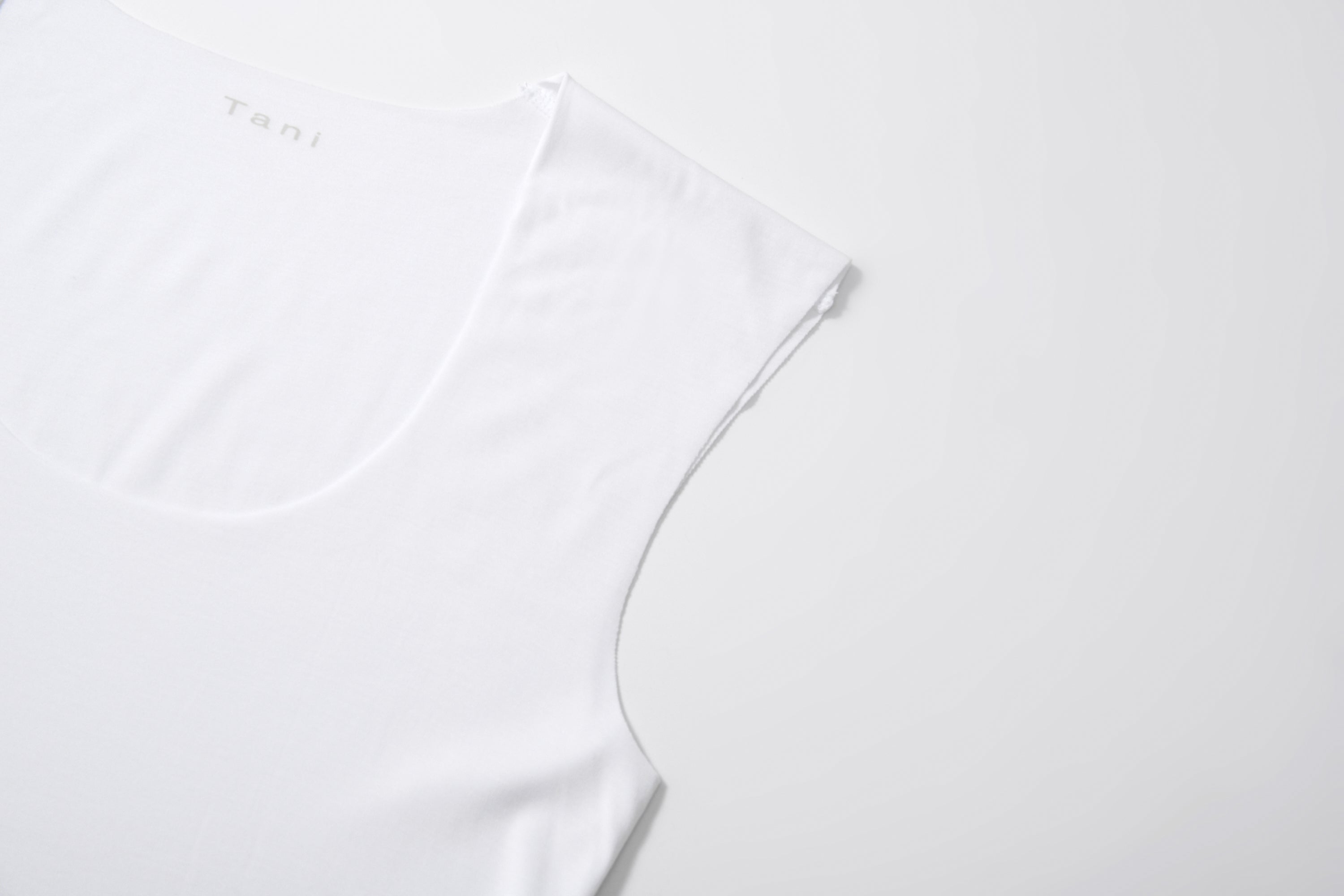 Freeform TENCEL™ 无缝上衣